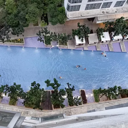 Robertson Family Apartment Klcc Kuala Lumpur Exterior photo
