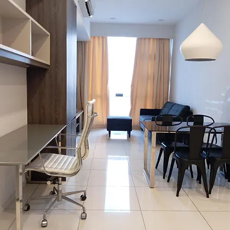 Robertson Family Apartment Klcc Kuala Lumpur Exterior photo