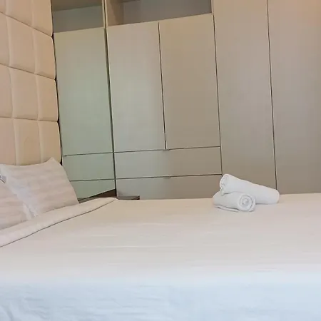 Robertson Family Apartment Klcc Kuala Lumpur Exterior photo